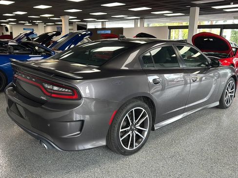 Used 2023 Dodge Charger R/T RWD image 5