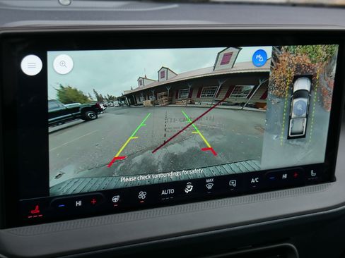 New 2025 Ford Maverick Lariat w/ Black Appearance Package image 14