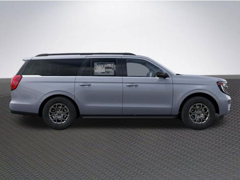 New 2027 Ford Expedition Max Active RWD image 5