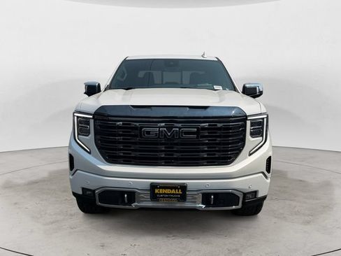 Used 2023 GMC Sierra 1500 Denali Ultimate AWD/4WD image 2