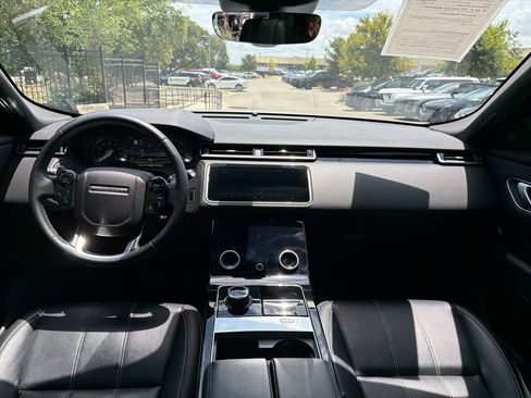 Used 2020 Land Rover Range Rover Velar S AWD/4WD image 33