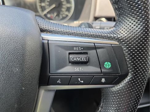 Used 2024 Mitsubishi Outlander SE AWD/4WD image 22