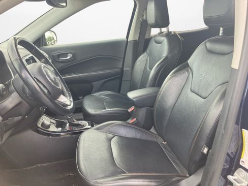 Used 2021 Jeep Compass Limited w/ Sun and Sound Group AWD/4WD image 11