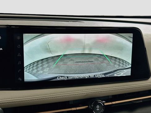 Used 2024 Nissan Ariya FWD image 23