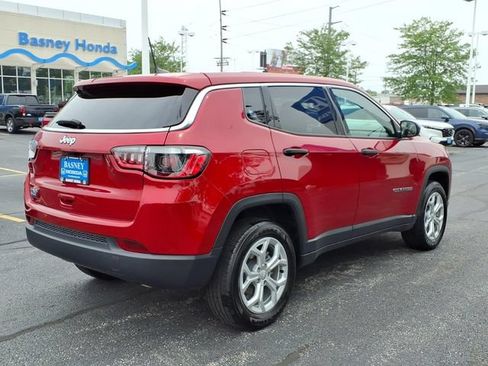 Used 2024 Jeep Compass Sport AWD/4WD image 9