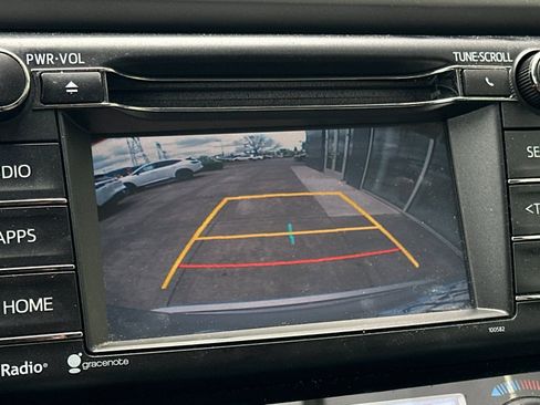 Used 2016 Toyota RAV4 XLE AWD/4WD image 18