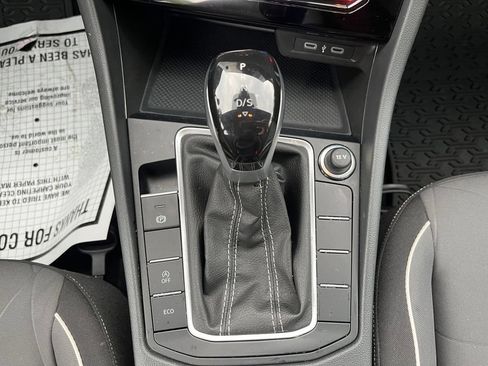 Certified 2025 Volkswagen Jetta Sport FWD image 16