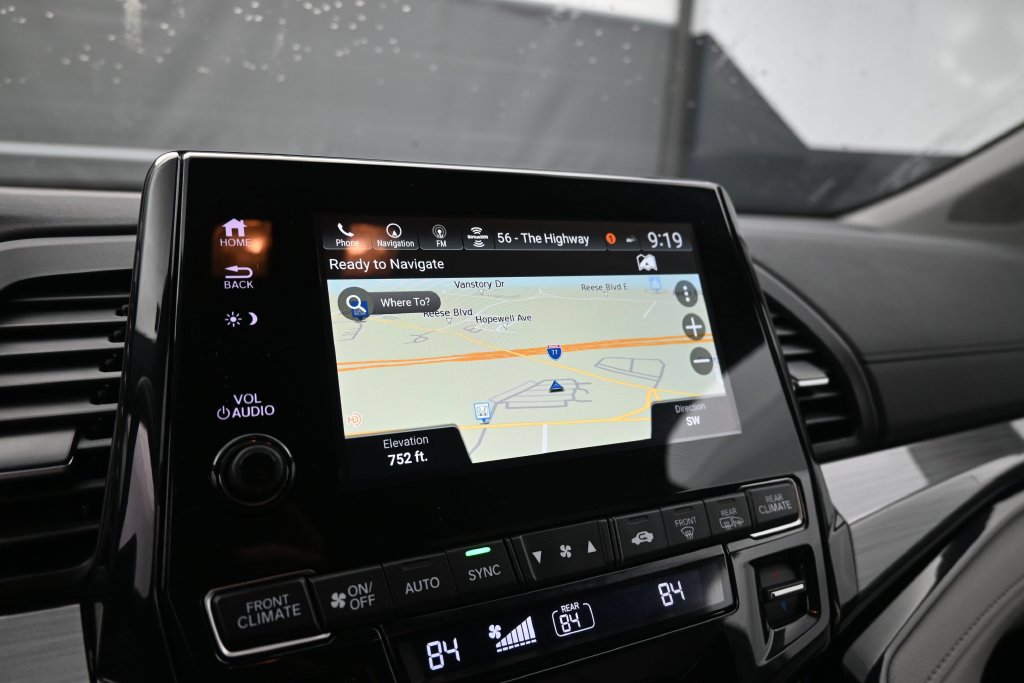 Used 2024 Honda Odyssey Elite image 46