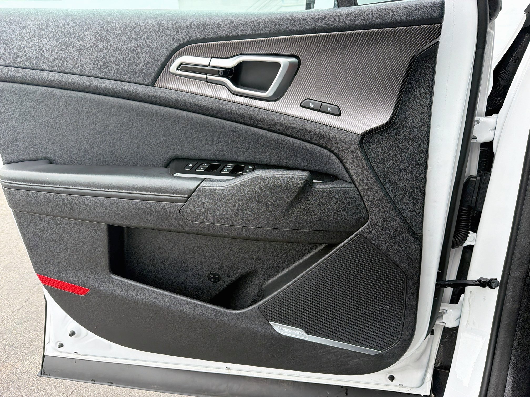 Used 2023 Kia Sportage SX FWD image 21