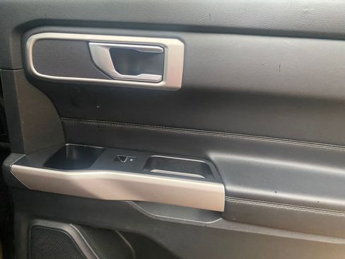 Used 2023 Ford Explorer XLT w/ Equipment Group 202A image 21