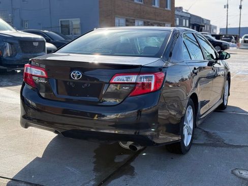 Used 2013 Toyota Camry SE image 7