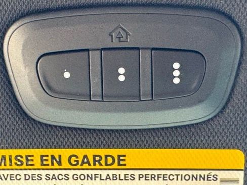 New 2026 Chrysler Pacifica Limited w/ S Appearance Package image 25