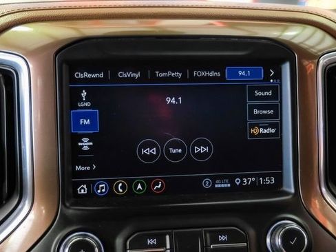 Used 2020 Chevrolet Silverado 3500 High Country image 32