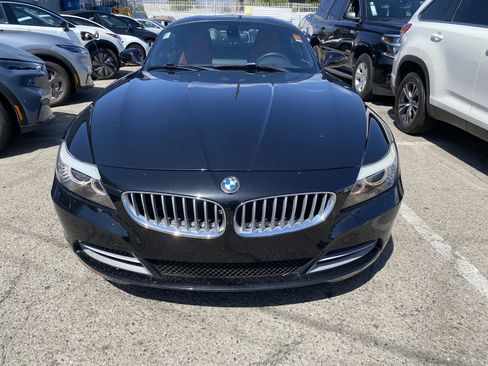 Used 2011 BMW Z4 sDrive35i RWD image 4