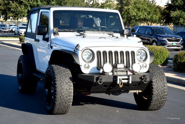 Used 2017 Jeep Wrangler Sport w/ Quick Order Package 24S AWD/4WD image 2