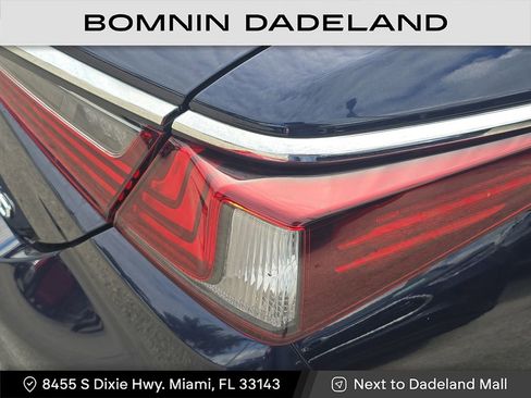 Used 2024 Lexus ES 350 350 image 7