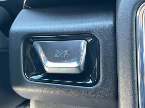 New 2026 GMC Yukon XL Elevation image 16