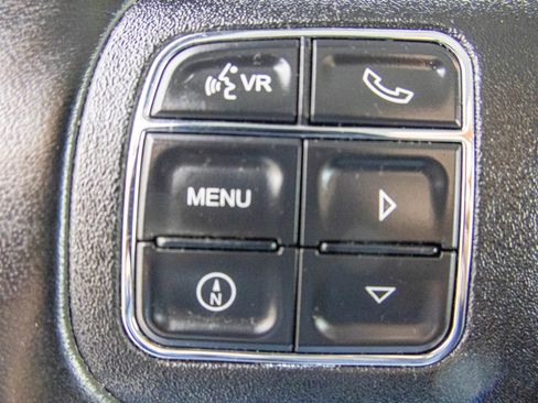 Used 2016 Jeep Wrangler Unlimited Rubicon w/ Connectivity Group image 29