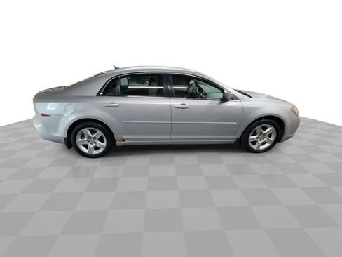 Used 2011 Chevrolet Malibu LS image 9