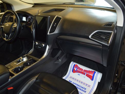 Used 2023 Ford Edge SEL w/ Convenience Package AWD/4WD image 11
