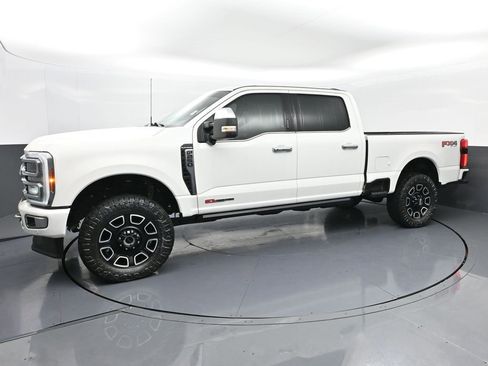 Used 2024 Ford F250 Platinum image 29