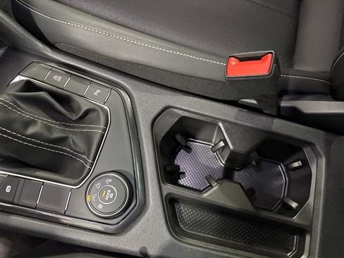 Certified 2023 Volkswagen Tiguan SE R-Line image 20