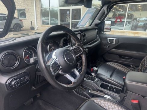 Used 2022 Jeep Gladiator Overland image 22