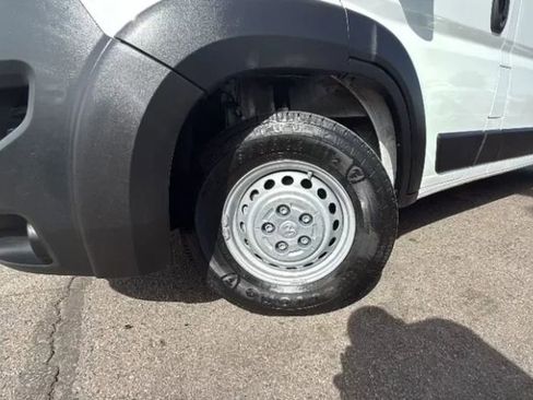 Used 2025 RAM ProMaster 2500 w/ Convenience Group image 20