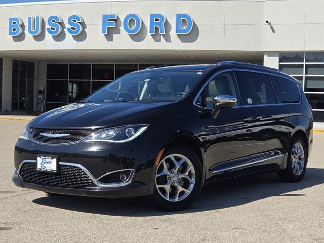 Used 2017 Chrysler Pacifica Limited FWD image 2