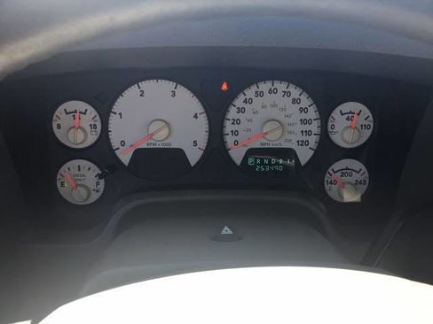 Used 2006 Dodge Ram 2500 Truck SLT w/ Quad Cab Big Horn Value Group image 16