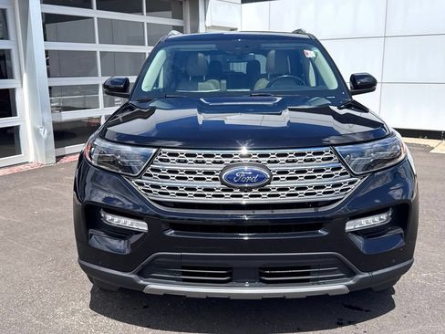 Used 2022 Ford Explorer Limited w/ Equipment Group 301A AWD/4WD image 6