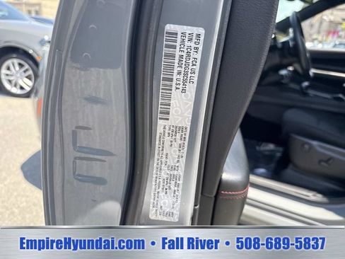 Used 2025 Dodge Durango GT AWD/4WD image 21