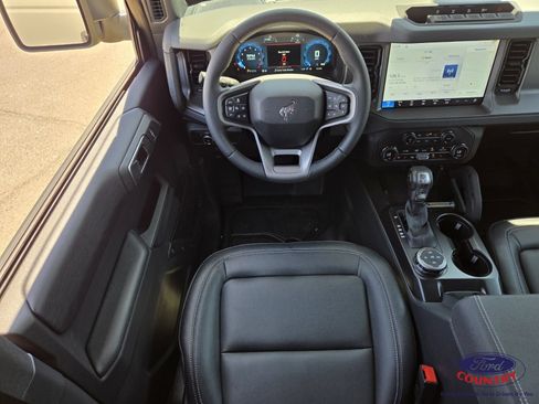 New 2026 Ford Bronco Badlands AWD/4WD image 8