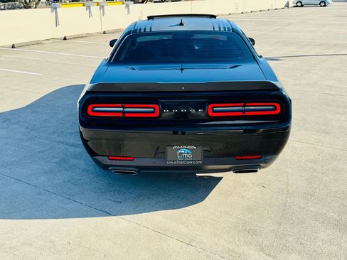 Used 2016 Dodge Challenger R/T Plus image 16