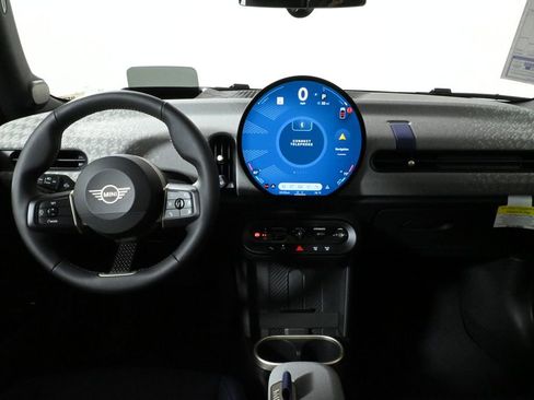 Used 2025 MINI Cooper S image 17