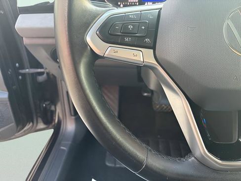 Used 2025 Volkswagen Jetta SE image 22