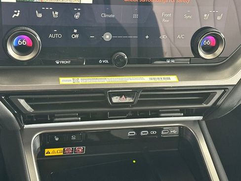 New 2026 Lexus TX 500h AWD image 19