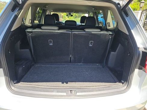 Used 2018 Volkswagen Atlas SE FWD image 18