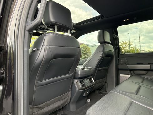 Used 2025 Ford F150 Lariat AWD/4WD image 43
