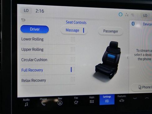 Used 2025 Ford F450 Platinum w/ FX4 Off-Road Package image 13