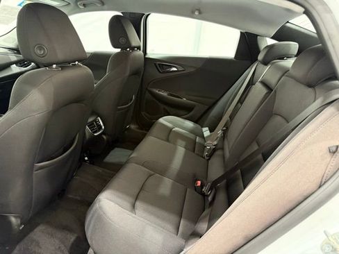 Used 2024 Chevrolet Malibu LT image 15