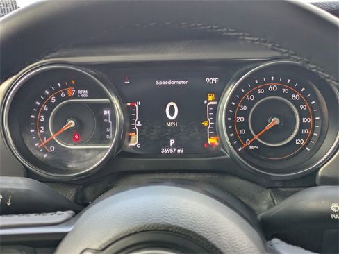 Used 2023 Jeep Gladiator Willys image 20