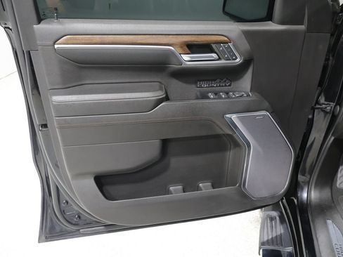 Used 2023 Chevrolet Silverado 1500 High Country AWD/4WD image 14