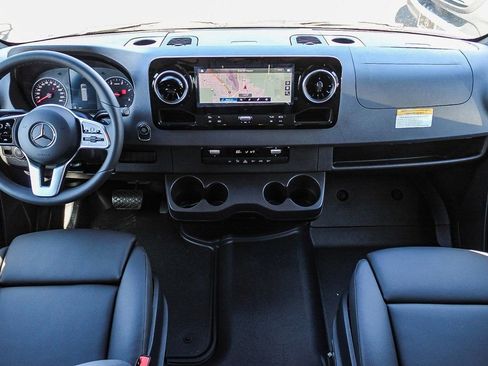 Used 2024 Mercedes-Benz Sprinter 144 Cargo image 24