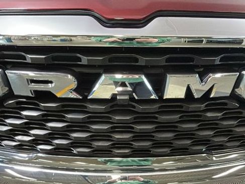 Used 2025 RAM 1500 Big Horn AWD/4WD image 9
