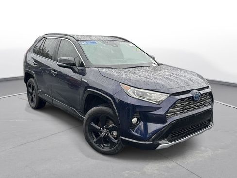 Certified 2021 Toyota RAV4 XSE image 4