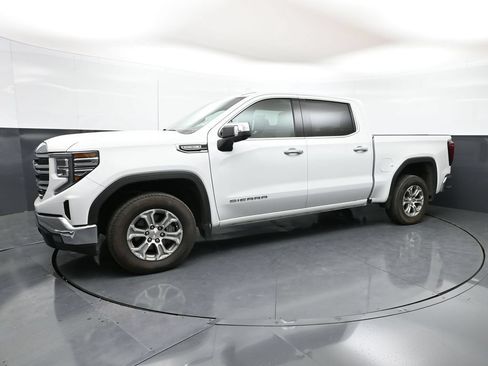 Used 2024 GMC Sierra 1500 SLT RWD image 35