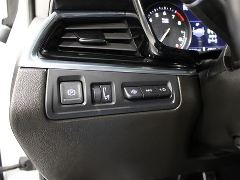 Used 2023 Cadillac XT6 Sport w/ Technology Package image 11