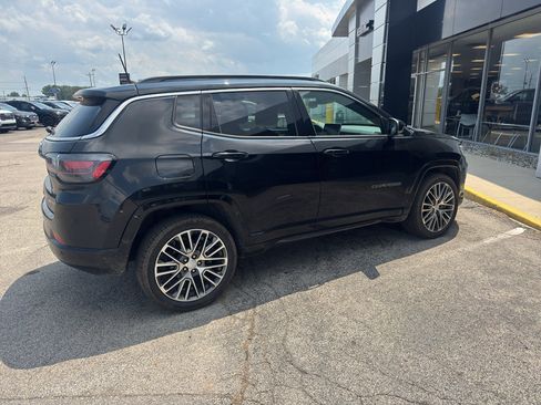 Used 2023 Jeep Compass Limited w/ Elite Group AWD/4WD image 5