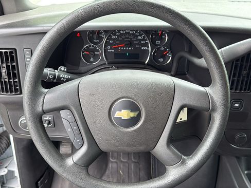 Used 2024 Chevrolet Express 2500 w/ Driver Convenience Package RWD image 14